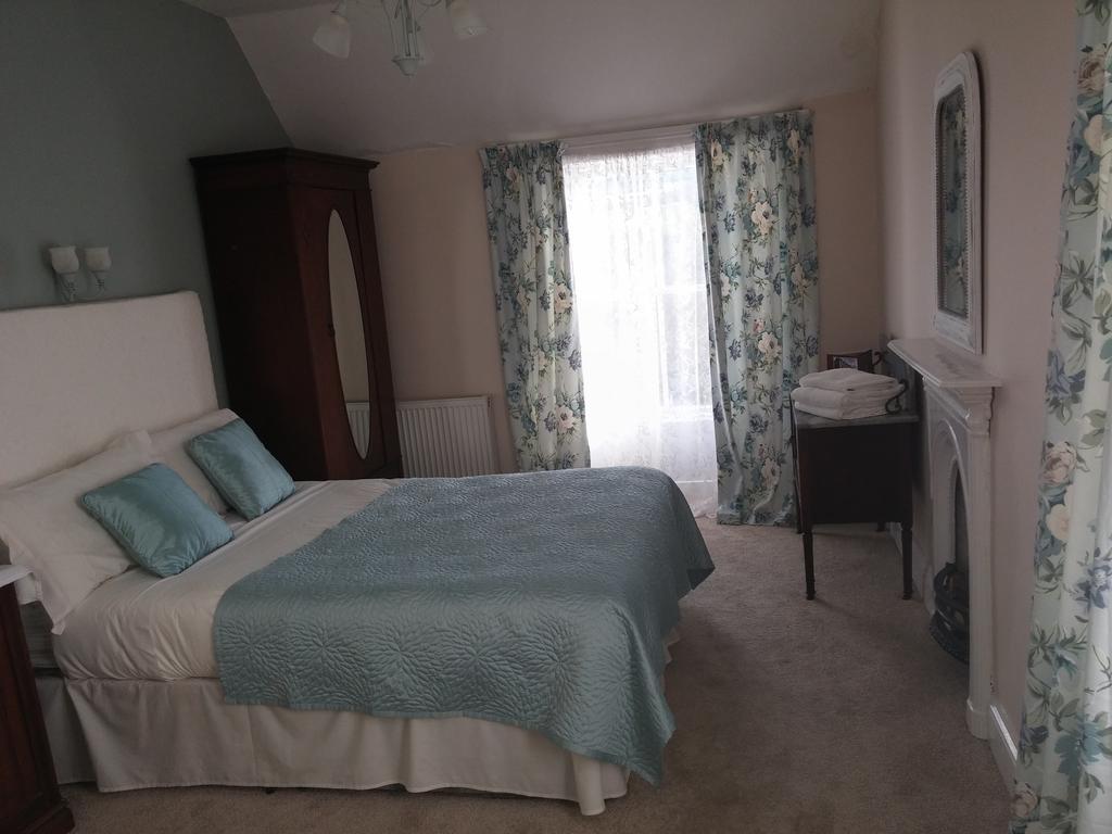 Meath Arms Country Inn Aughrim Pokój zdjęcie